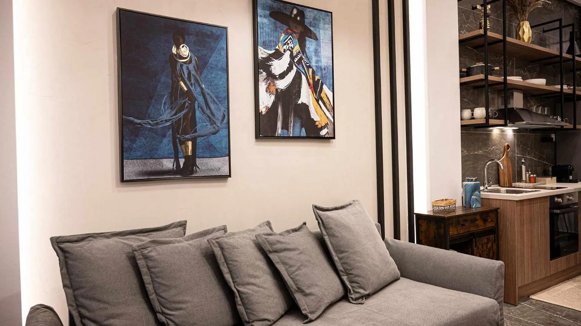 Апартаменты Namaste Lofts Near Seaside Салоники