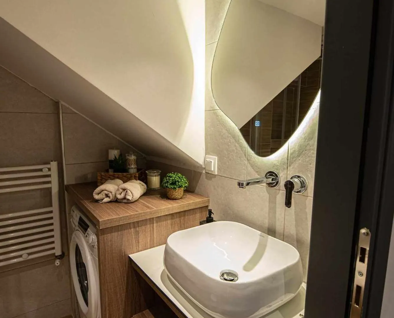 Апартаменты Namaste Lofts Near Seaside Салоники Греция